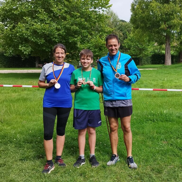 Arantxa, Lander und Inaki mit Ihren Bronzemedaillen